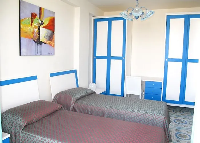 Borgo Nocleg ze śniadaniem 4*